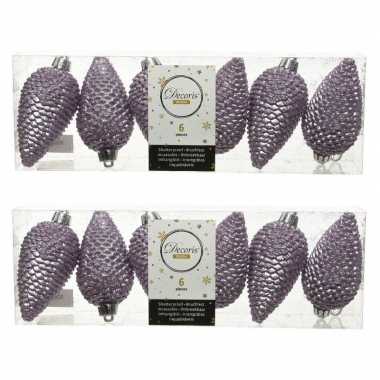12x lila paarse dennenappels kersthangers 8 cm kunststof glitter