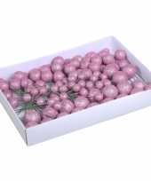 100x roze glitter mini kerstballen stekers kunststof 2 3 4 cm